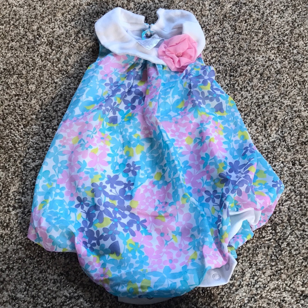 Baby Essentials Bodysuit